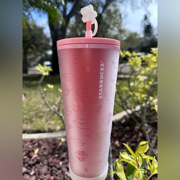 Starbucks Valentine 2021 Red and Pink Lips Soft Touch Tumbler - Picture 1 of 12